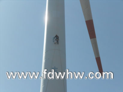 无锡宝南机械制造有限公司 82m风机塔筒清洗工程